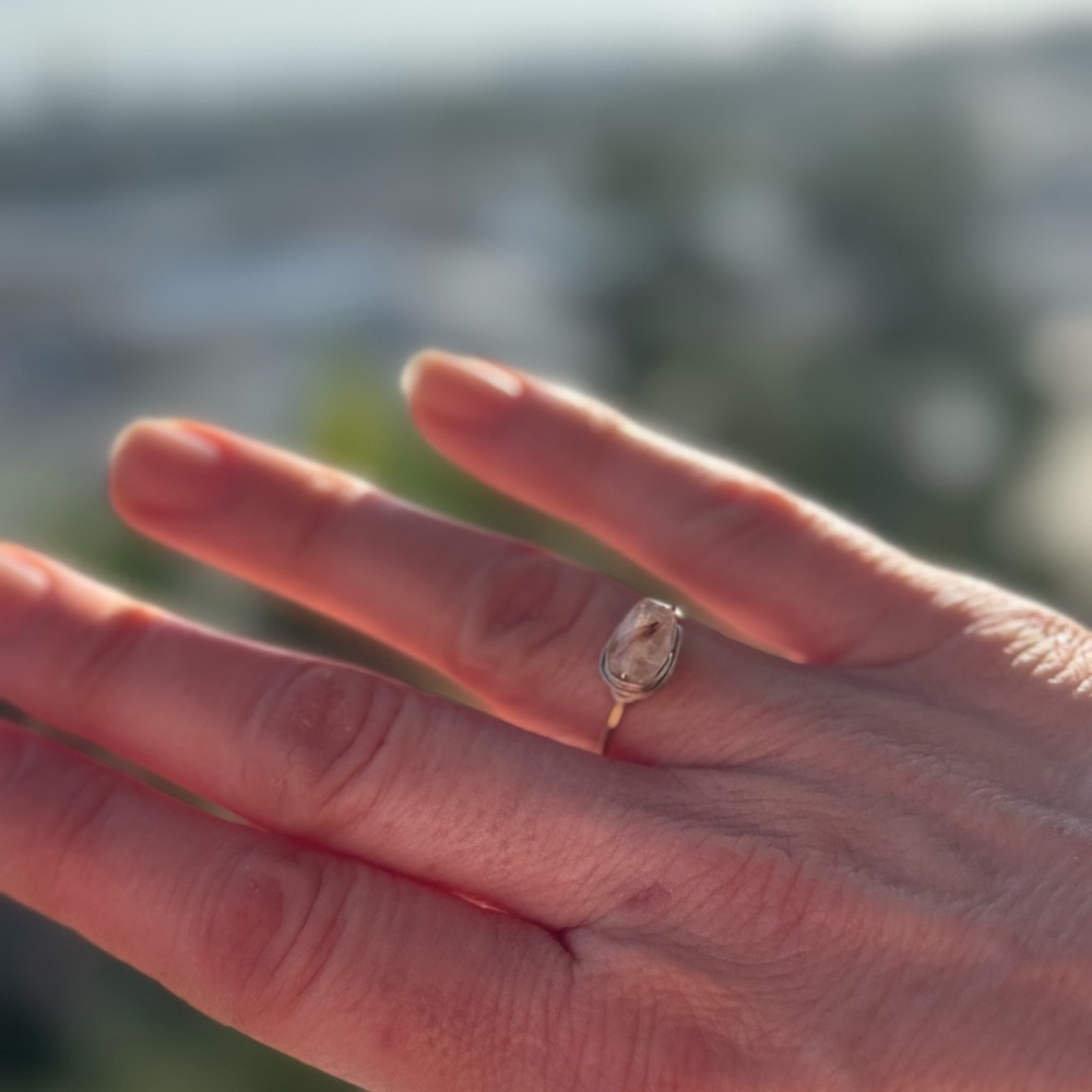 Rutilated quartz Gold-Filled Ring (size: 7) - Picture 2 of 7